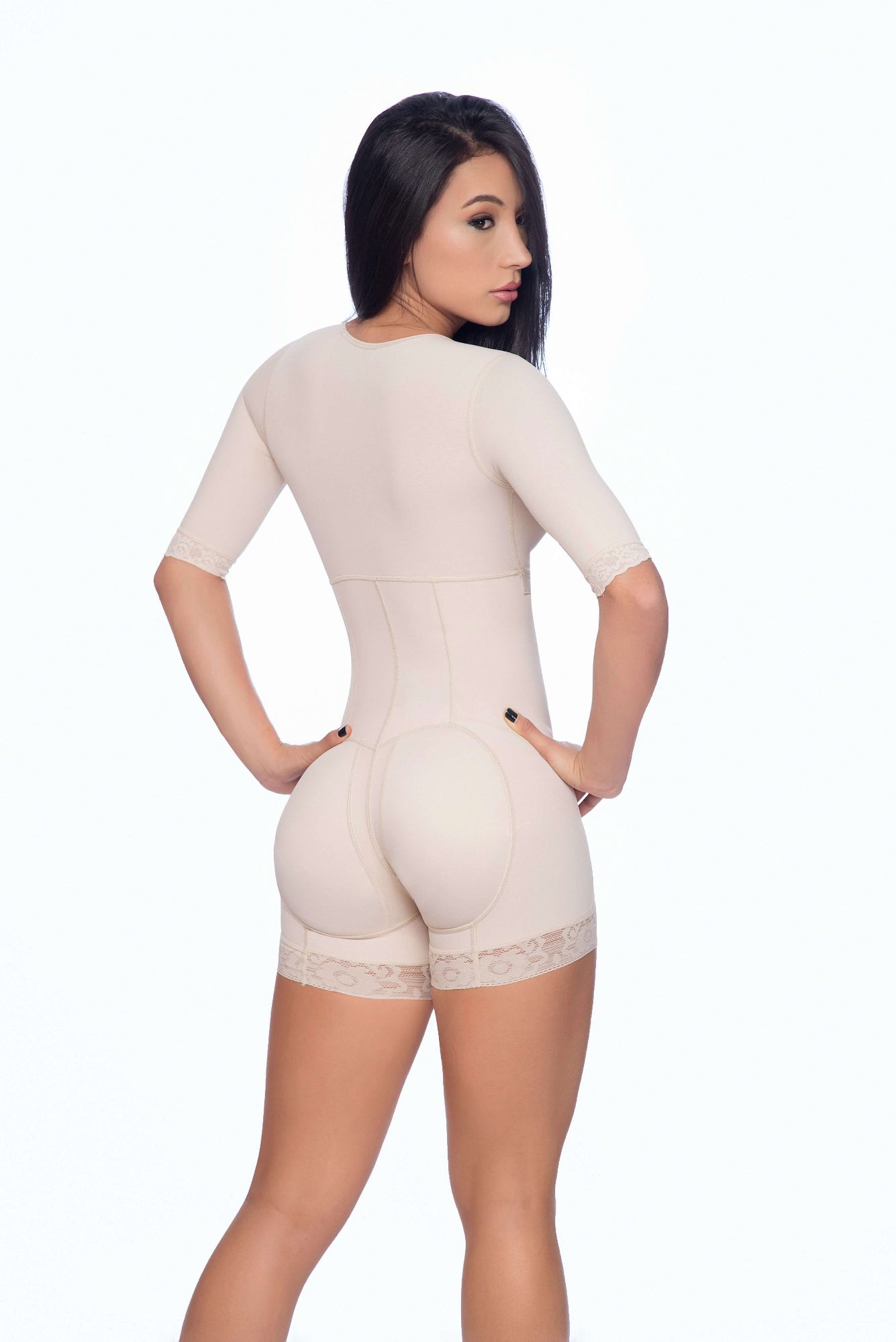 BRALESS FULL BODY MID THIGH FAJA WITH SLEEVES AND HOOK CLOSURE