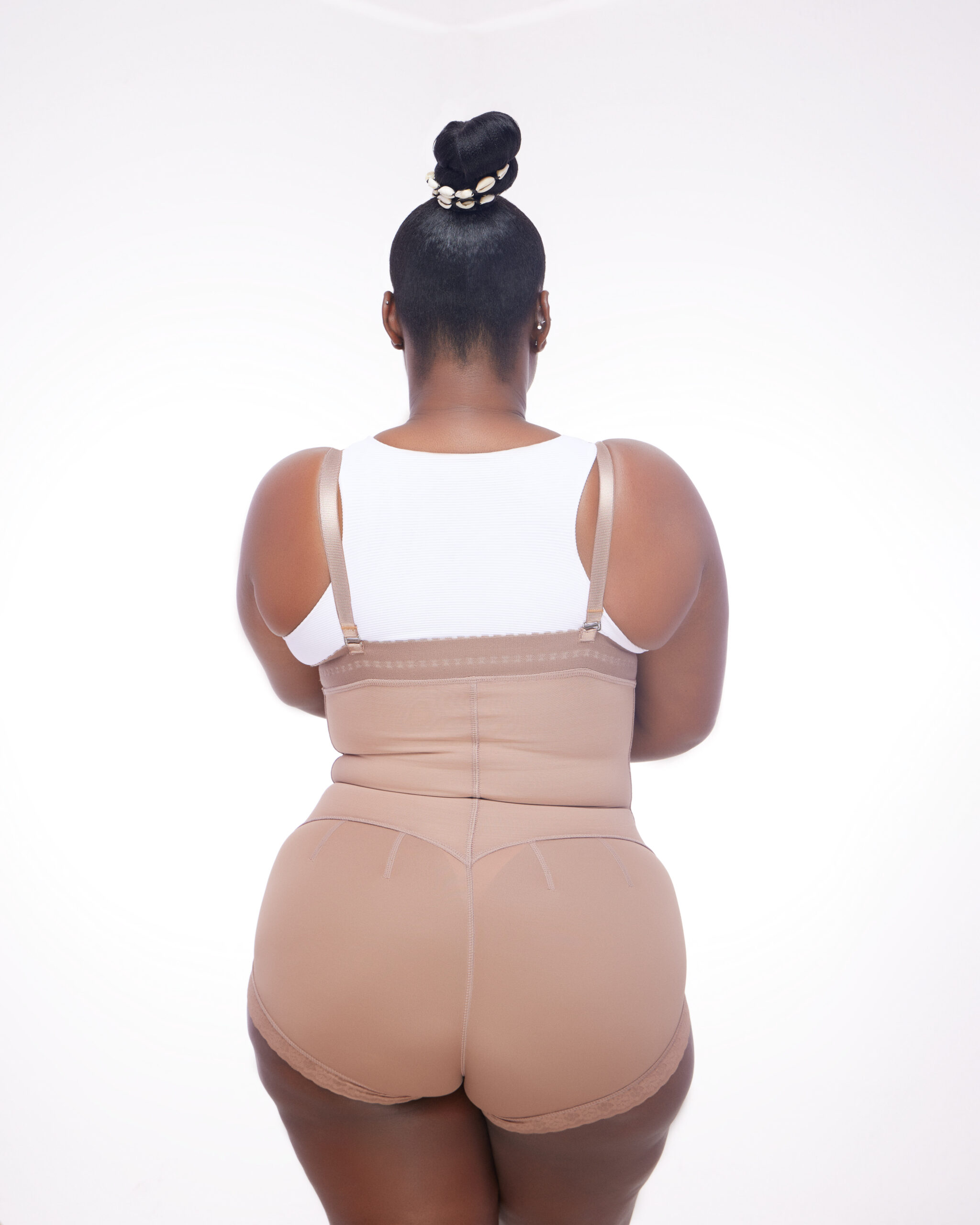 THIGHLESS FAJA WITH SUSPENDER STRAP - Image 3